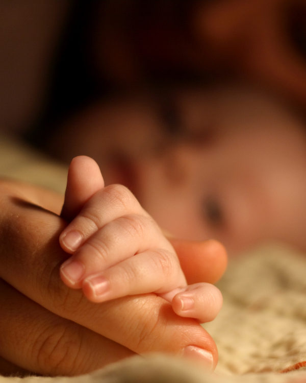 Creating a Calming Bedtime Routine for Baby and Mum